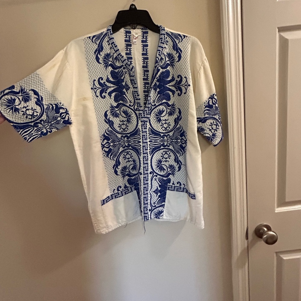 White & Blue Embroidered Open-Front shirt
